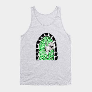 Alien looking through portal Tank Top